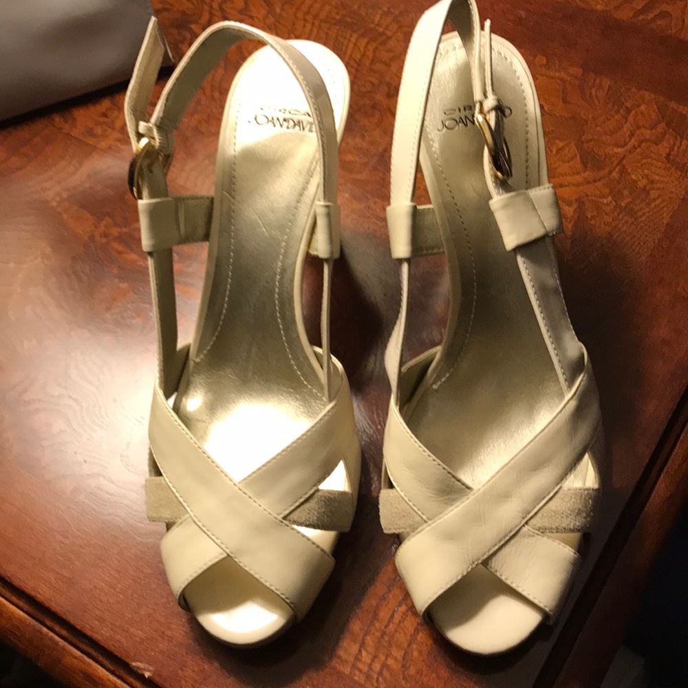 Circa Joan &David cream heels